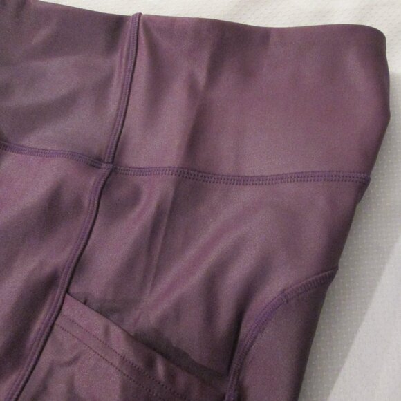 DARK PURPLE HIGH RISE HIGH SHINE LEGGINGS – SIZE M - Picture 3 of 9